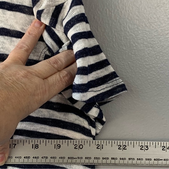 Lane Bryant navy blue stripe lightweight sweater with short sleeve. Size 14/16 - Picture 5 of 6